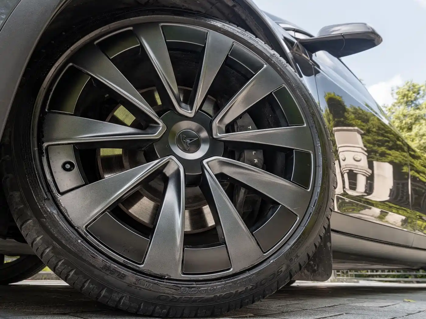 Tesla Model X 2024 2023 Dual Motor All-Wheel Drive Edition