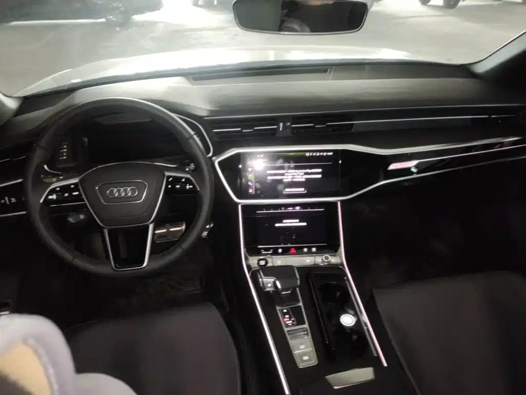 Audi A6L 2025 45 TFSI quattro Premium Sport фото 16