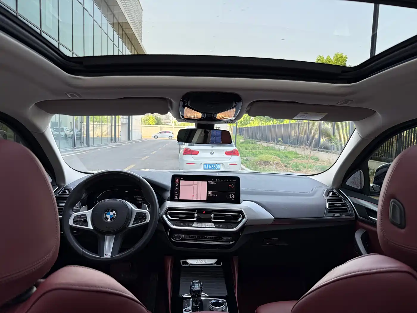 BMW X4 2022 xDrive 25i M Sport Package фото 22