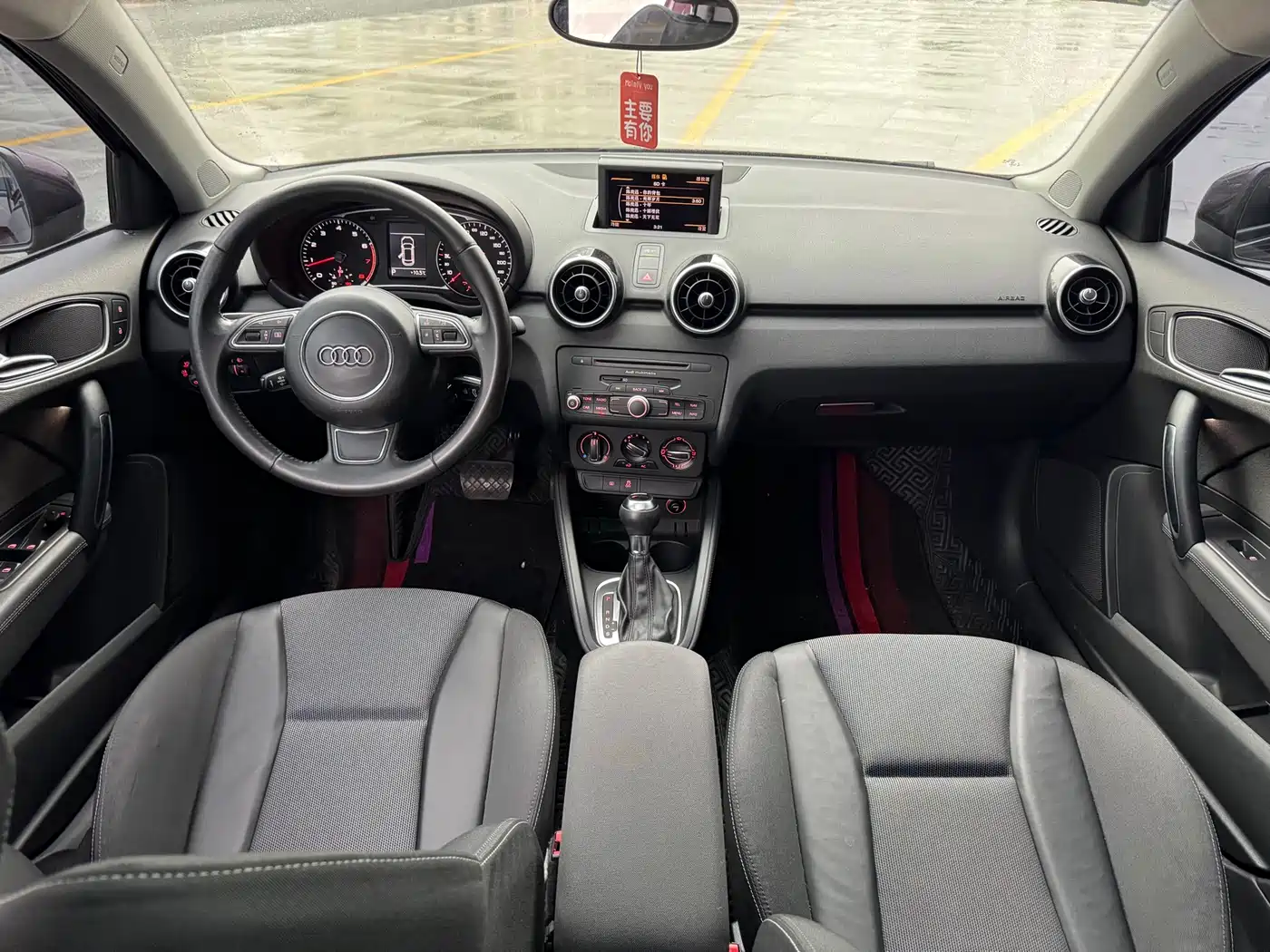 Audi A1 2013 Model 30 TFSI Sportback Ego фото 9
