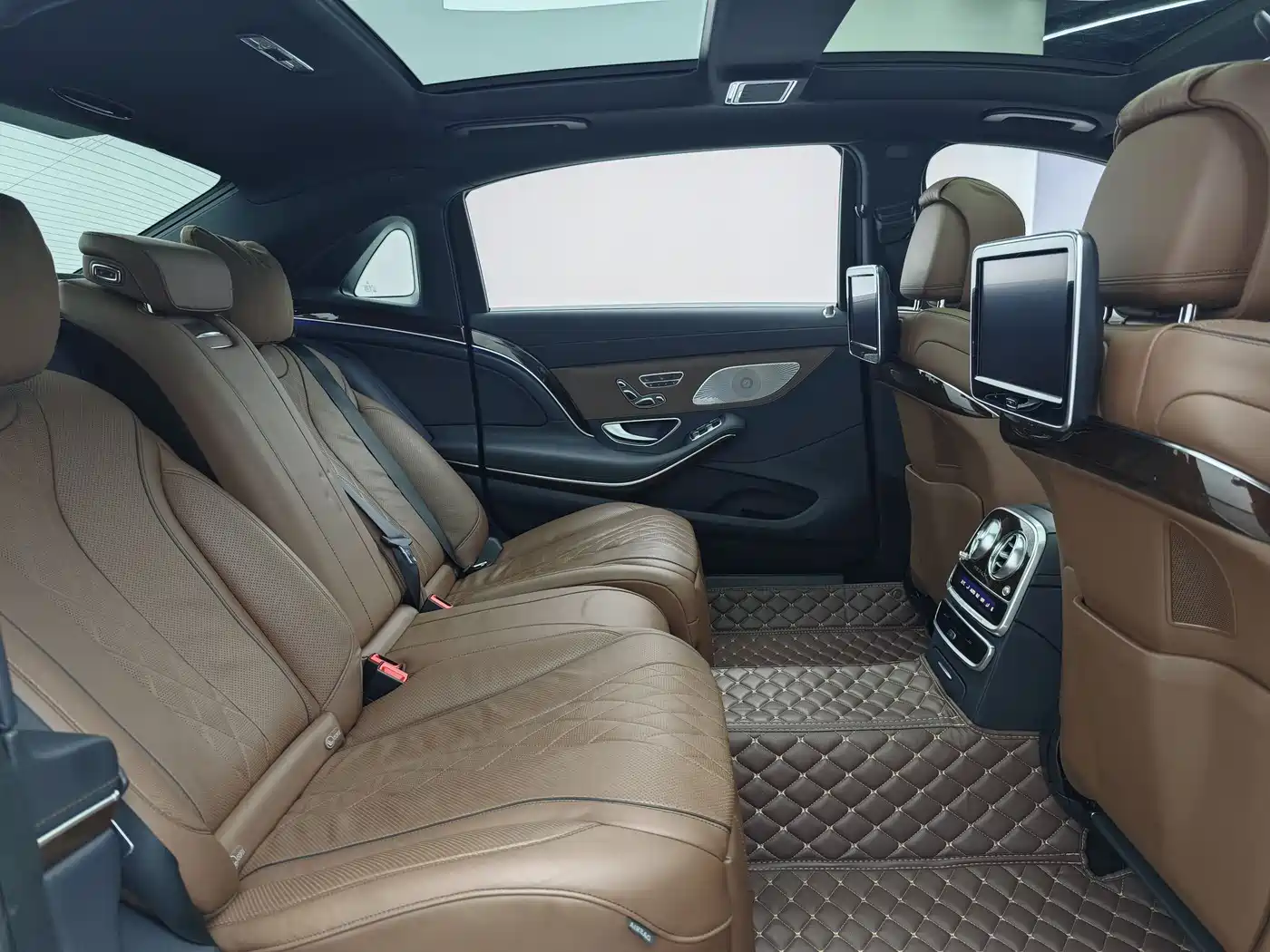 Mercedes-Benz Maybach S-Class 2017 S 400 4MATIC фото 18