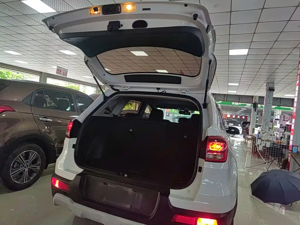 KIA KX3 PROUD RUN