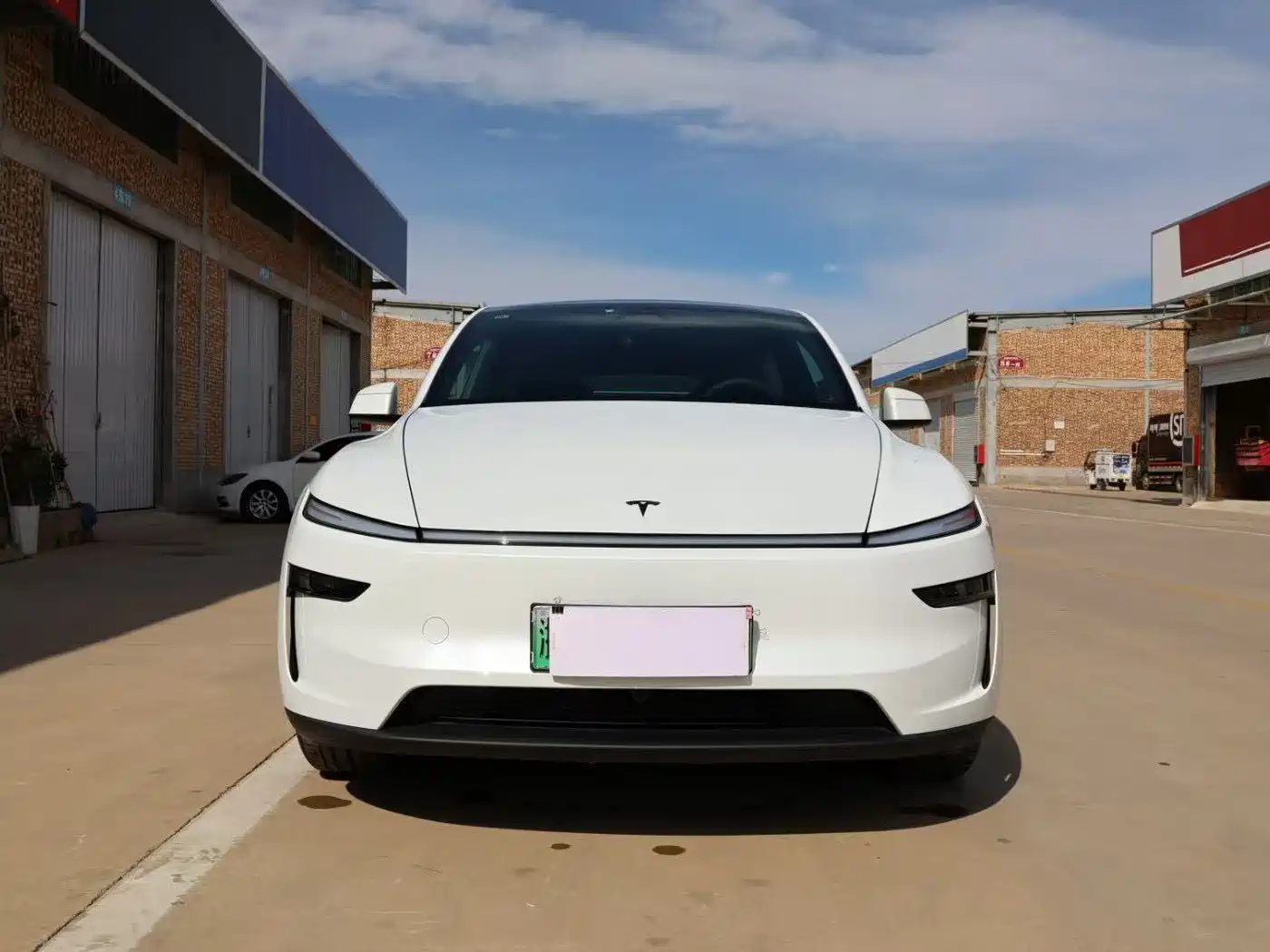 Photo 2 - Tesla Model Y