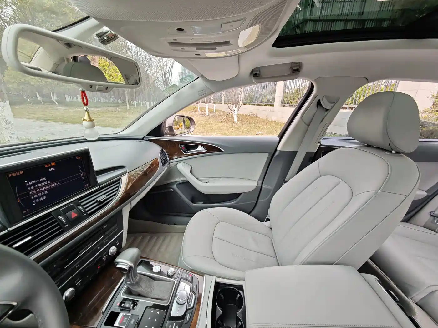 Audi A6L 2014 30 FSI Comfort фото 12
