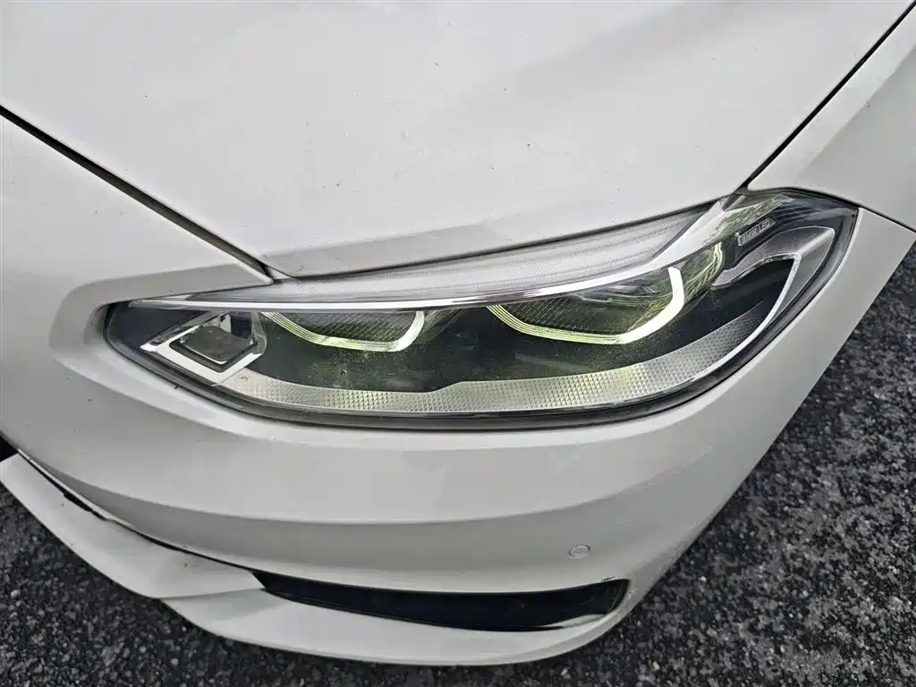 BMW 1 Series 2018 Facelift 118i Design Package фото 17