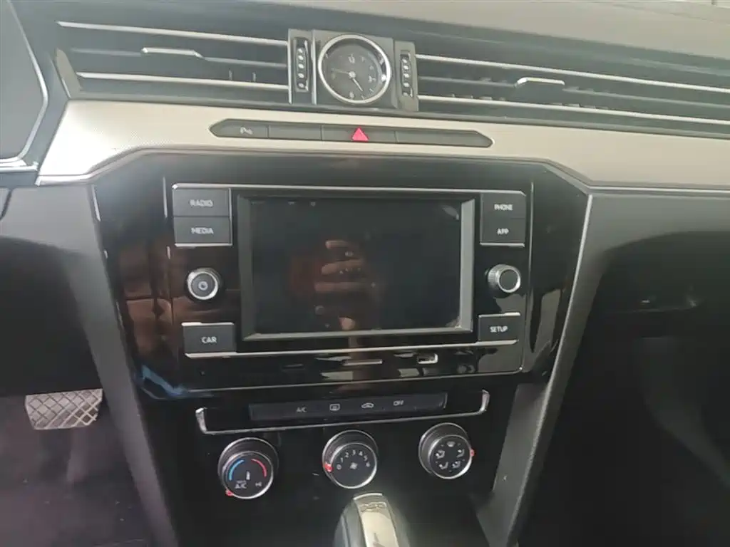 Volkswagen Magotan 2018 330TSI DSG Leading фото 13