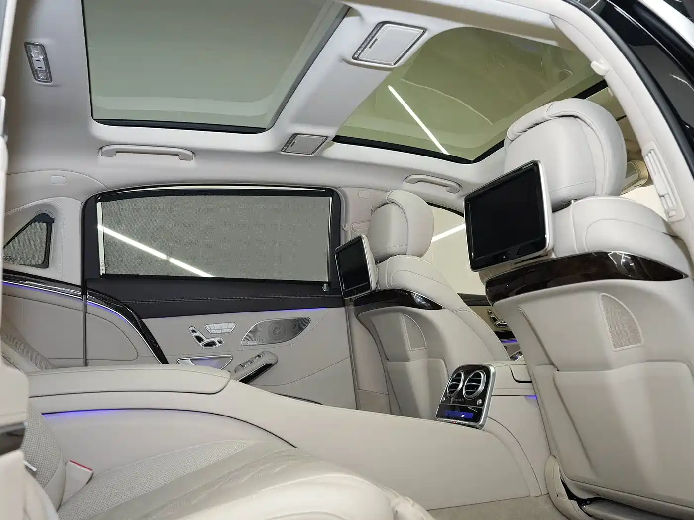 Mercedes-Benz Maybach S-Class 2017 S 500 4MATIC фото 16