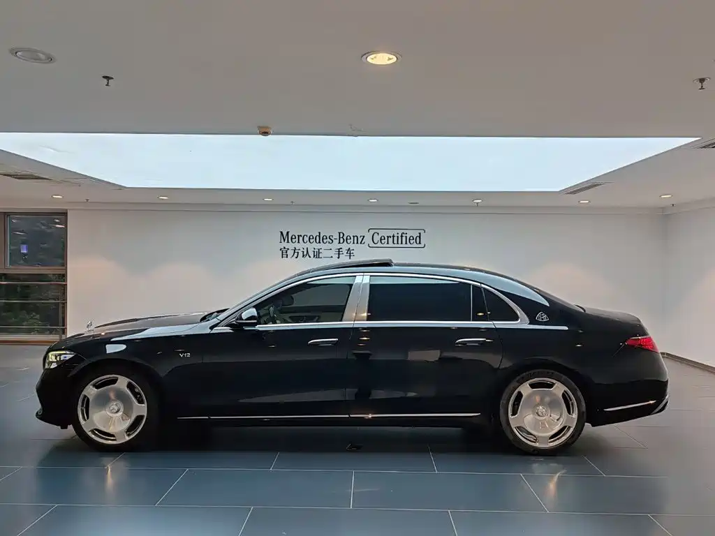 Фото 6 - Mercedes-Benz Maybach S-Class