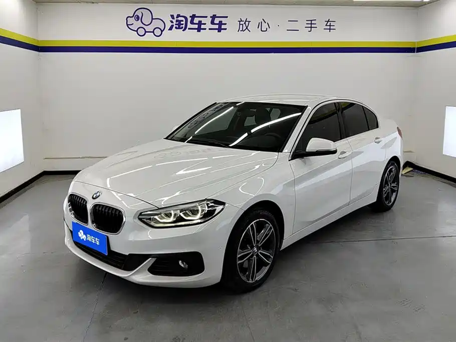 BMW 1 Series 2019 118i Fashion Edition