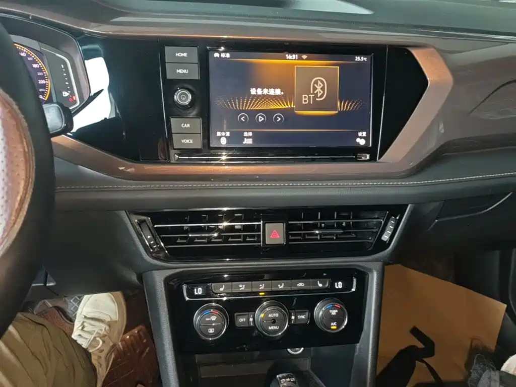 Volkswagen Tharu 2019 Model 330TSI 4WD Flagship Edition China VI фото 13