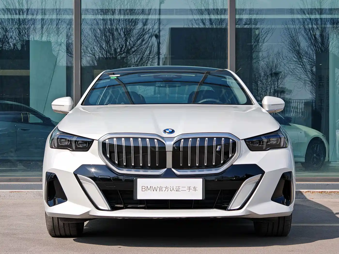 BMW i5 2025 xDrive 50L M Sport Package фото 2