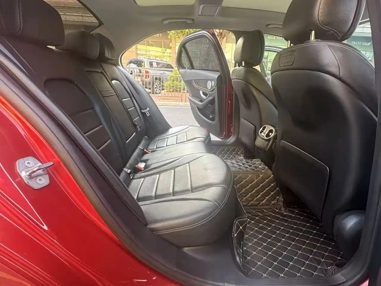Mercedes-Benz C-Class 2018 C 200 L Sport Achievement Special Edition фото 14