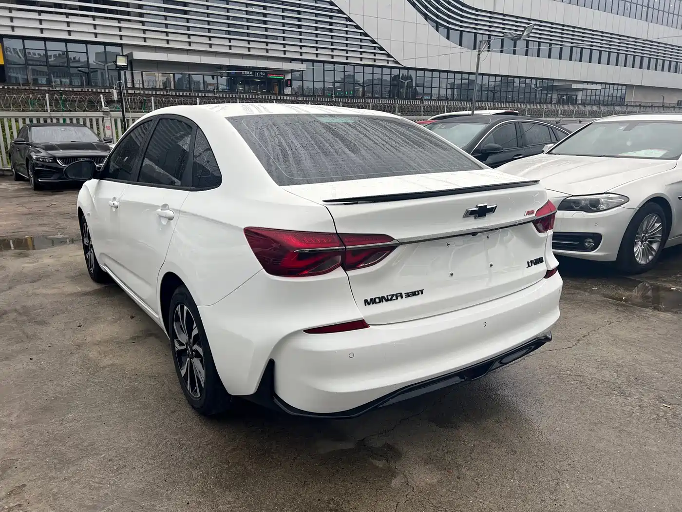 CHEVROLET CRUZE