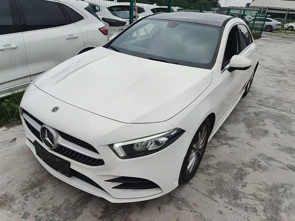Mercedes-Benz A-Class 2020 Facelift A 200 L Sport Sedan Dynamic
