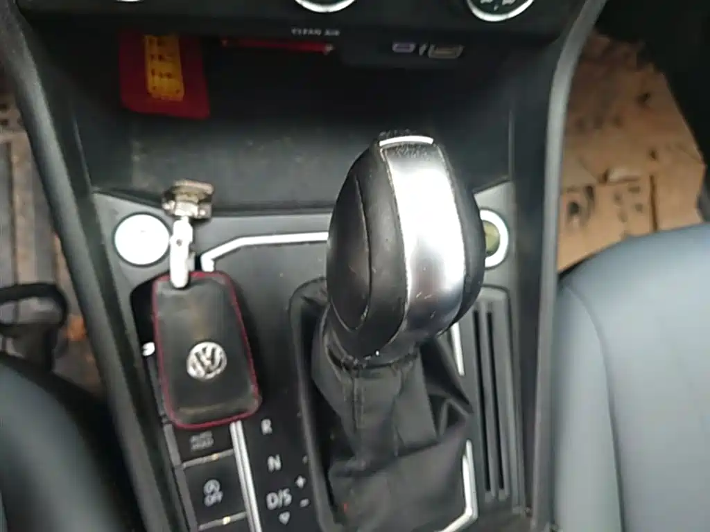 Volkswagen Lavida 2024 Model 1.5L Automatic Starlight 5 Million Edition фото 14