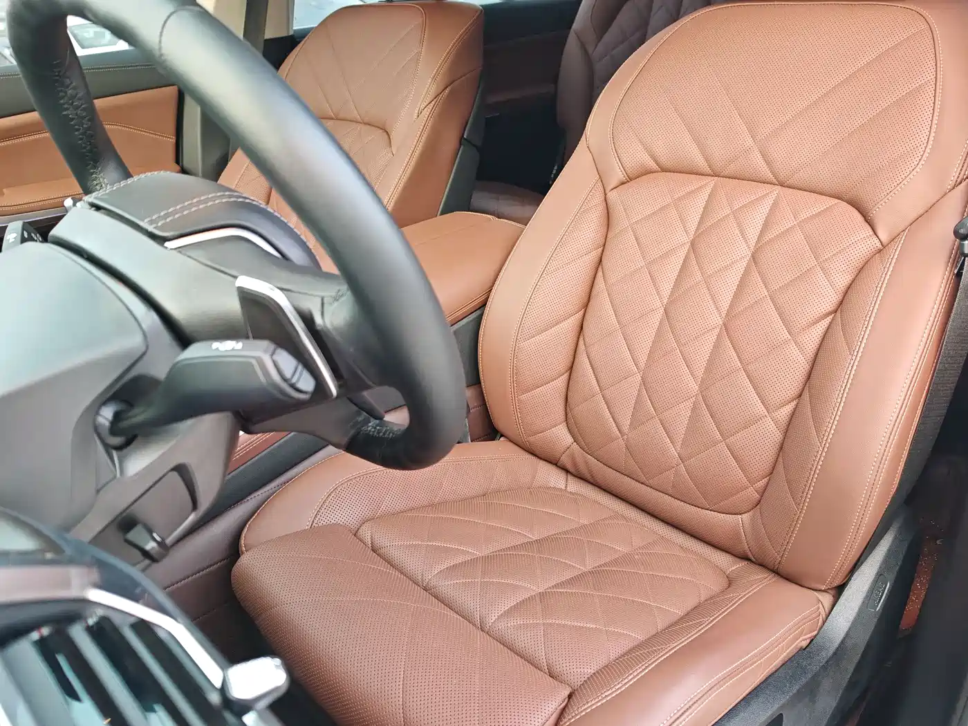 BMW X7 2023 xDrive40i Leading Luxury Package фото 15