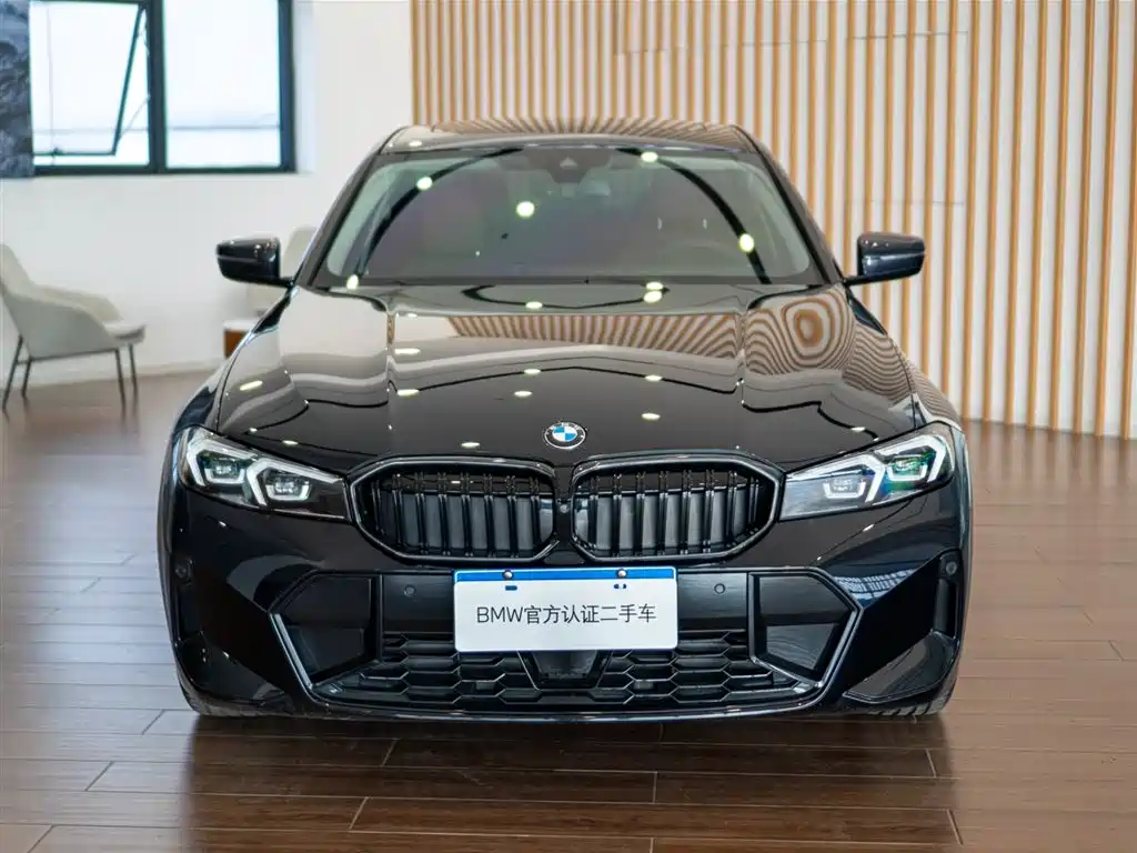 BMW 3 Series 2025 325i M Sport Package фото 3
