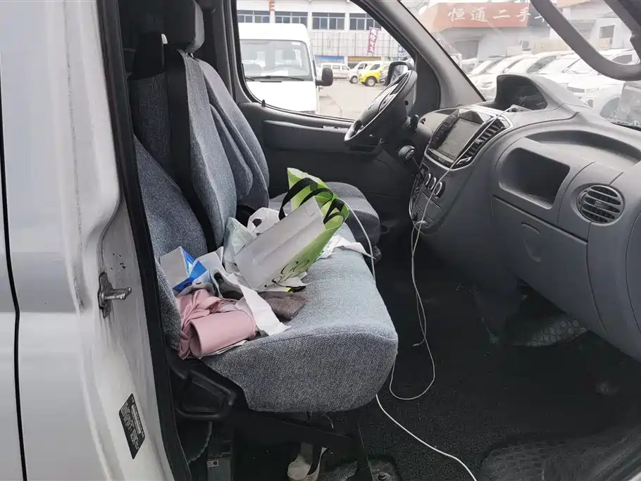 SAIC MAXUS XINTU V80