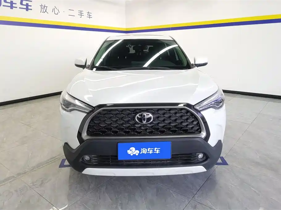 Toyota Corolla Cross 2022 2.0L Luxury Edition фото 2