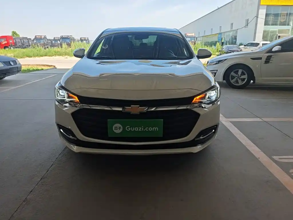 CHEVROLET CRUZE