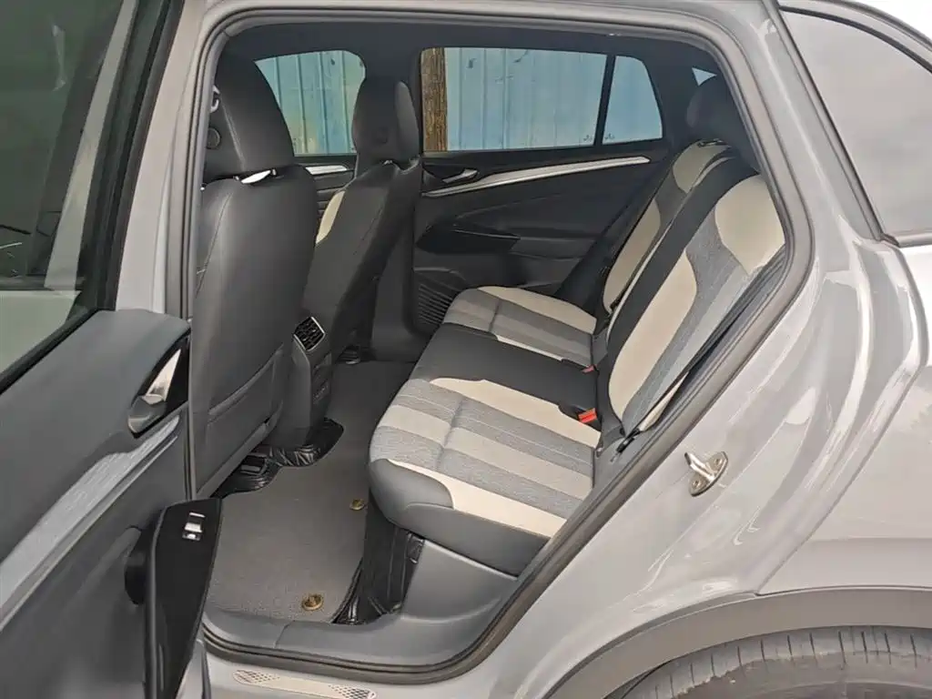 Volkswagen ID.4 CROZZ 2022 Long Range PURE+ Edition фото 17
