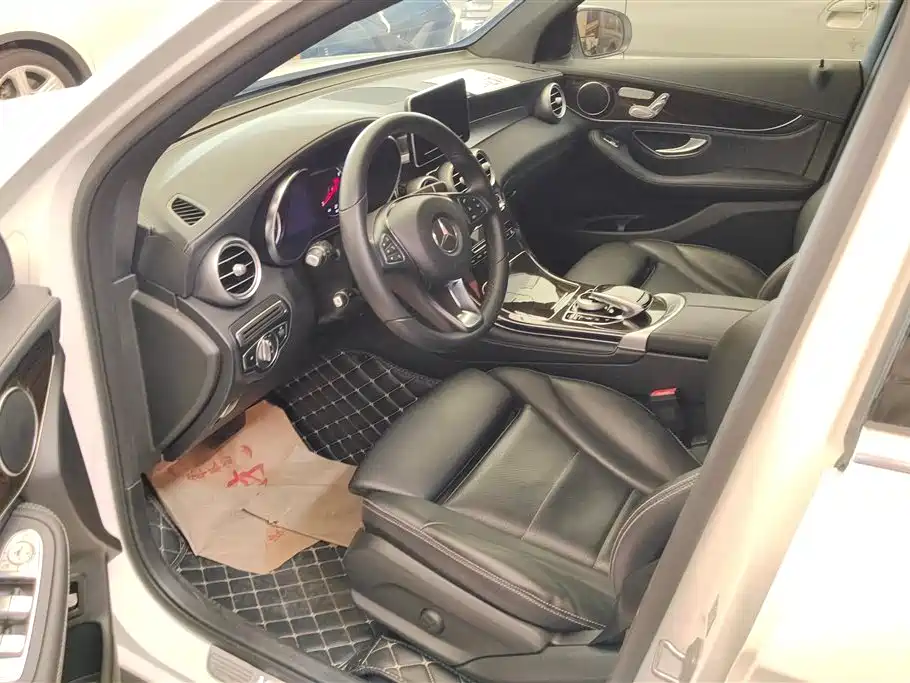 Mercedes-Benz GLC 2019 GLC 260 L 4MATIC Dynamic фото 9
