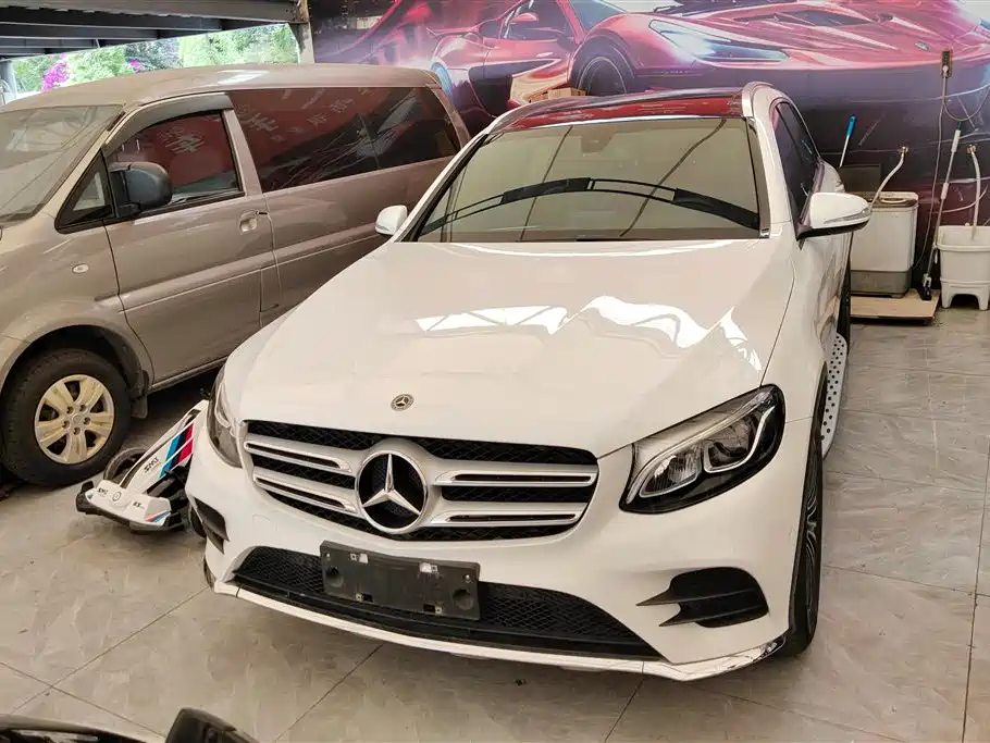 Mercedes-Benz GLC 2019 GLC 260 L 4MATIC Dynamic фото 2