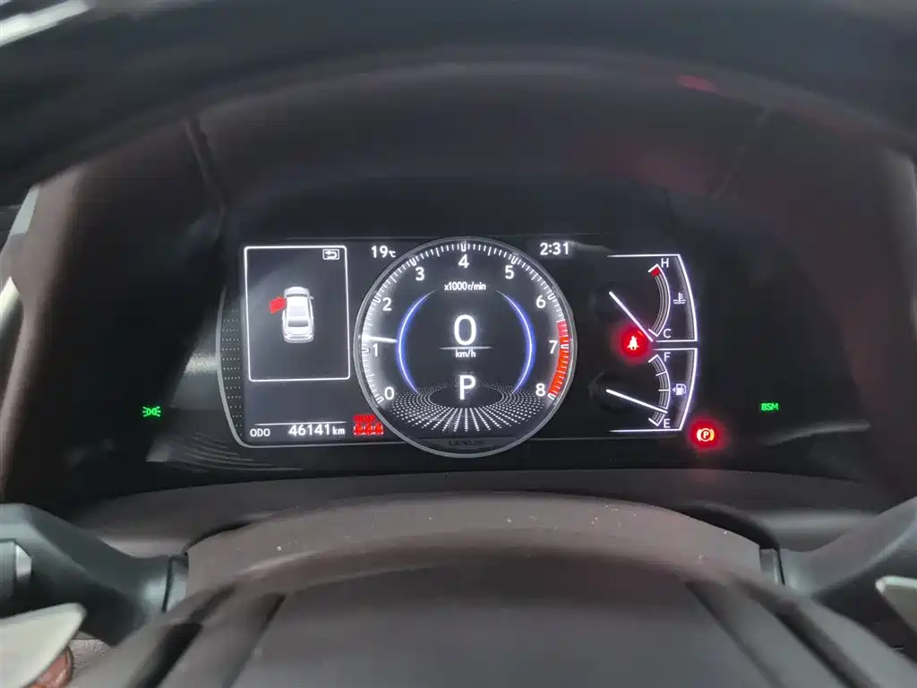 Lexus ES 2020 200 Luxury фото 8