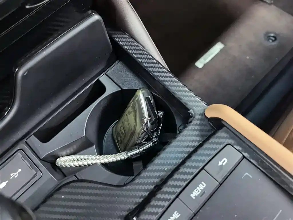 Lexus ES 2020 200 Luxury фото 17