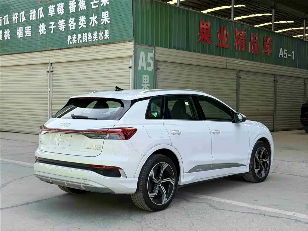 Audi Q4 e-tron 2024 40 e-tron Creation Edition фото 4