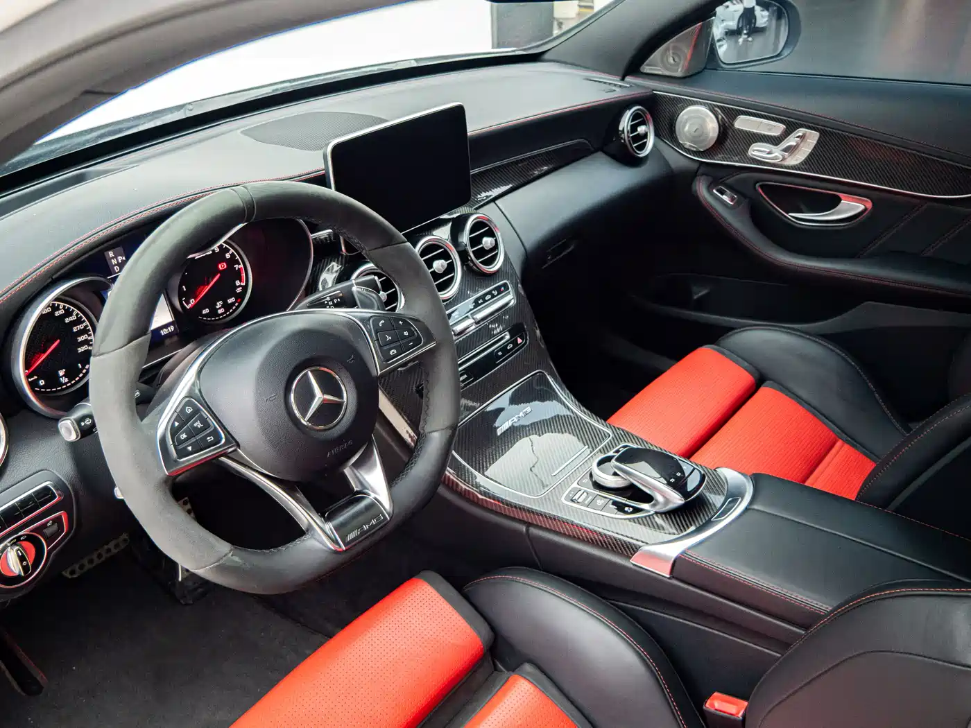Mercedes-Benz C-Class AMG 2015 AMG C 63 фото 10