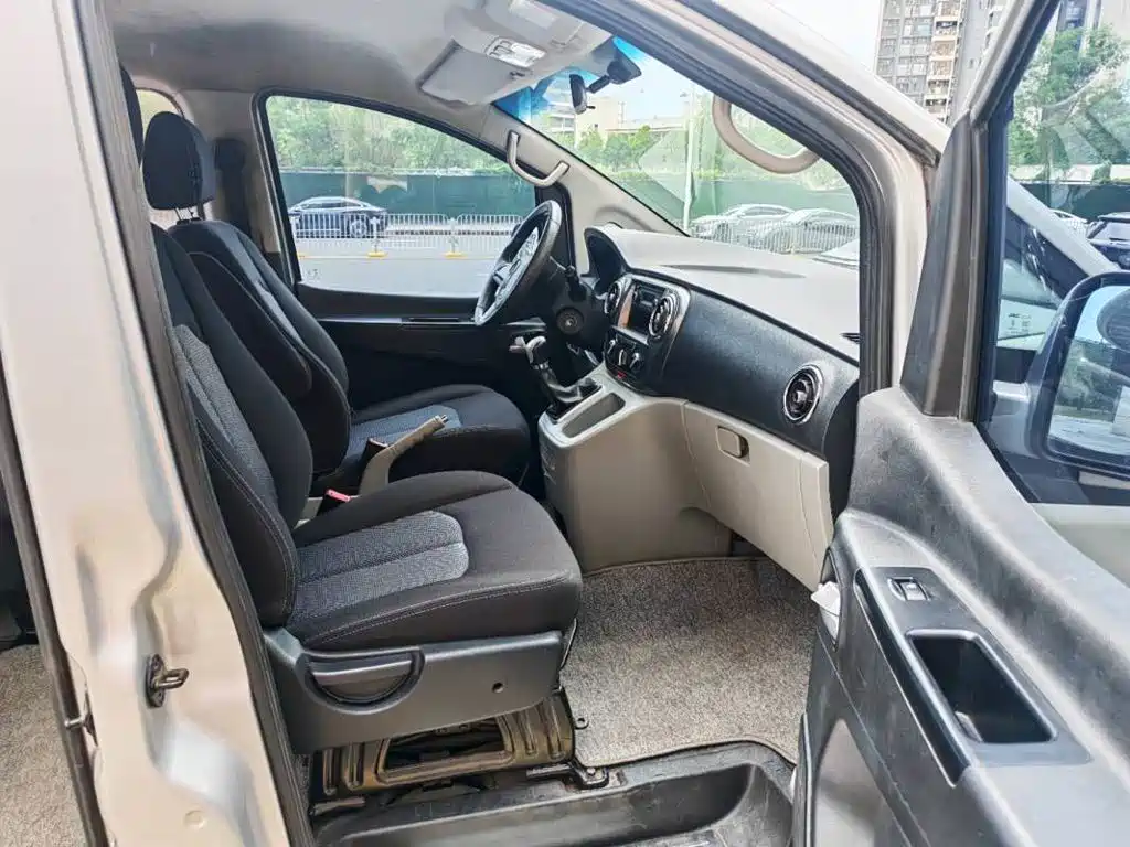 JAC Refine M3 2017 2018 Maker Edition 1.6L Luxury