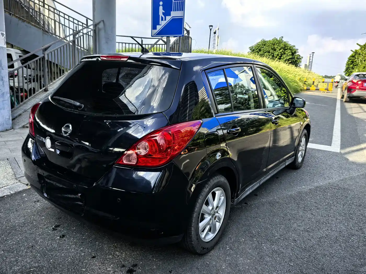 Nissan Tiida 2005 2006 Model 1.6G AT