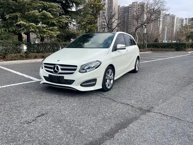 MERCEDES-BENZ B CLASS