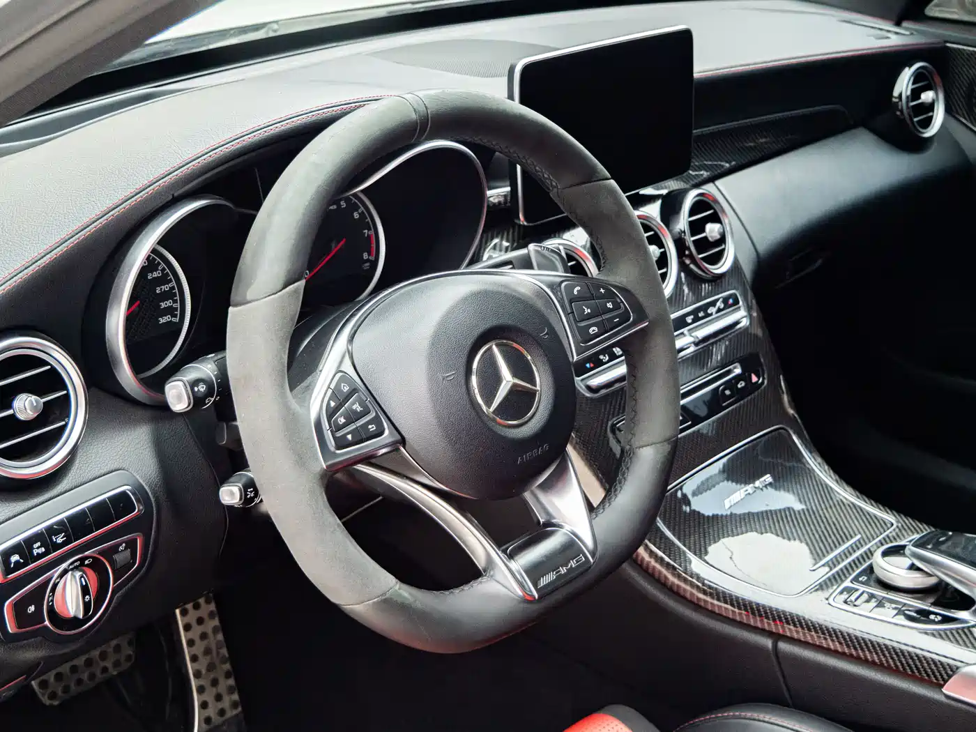 Mercedes-Benz C-Class AMG 2015 AMG C 63 фото 12