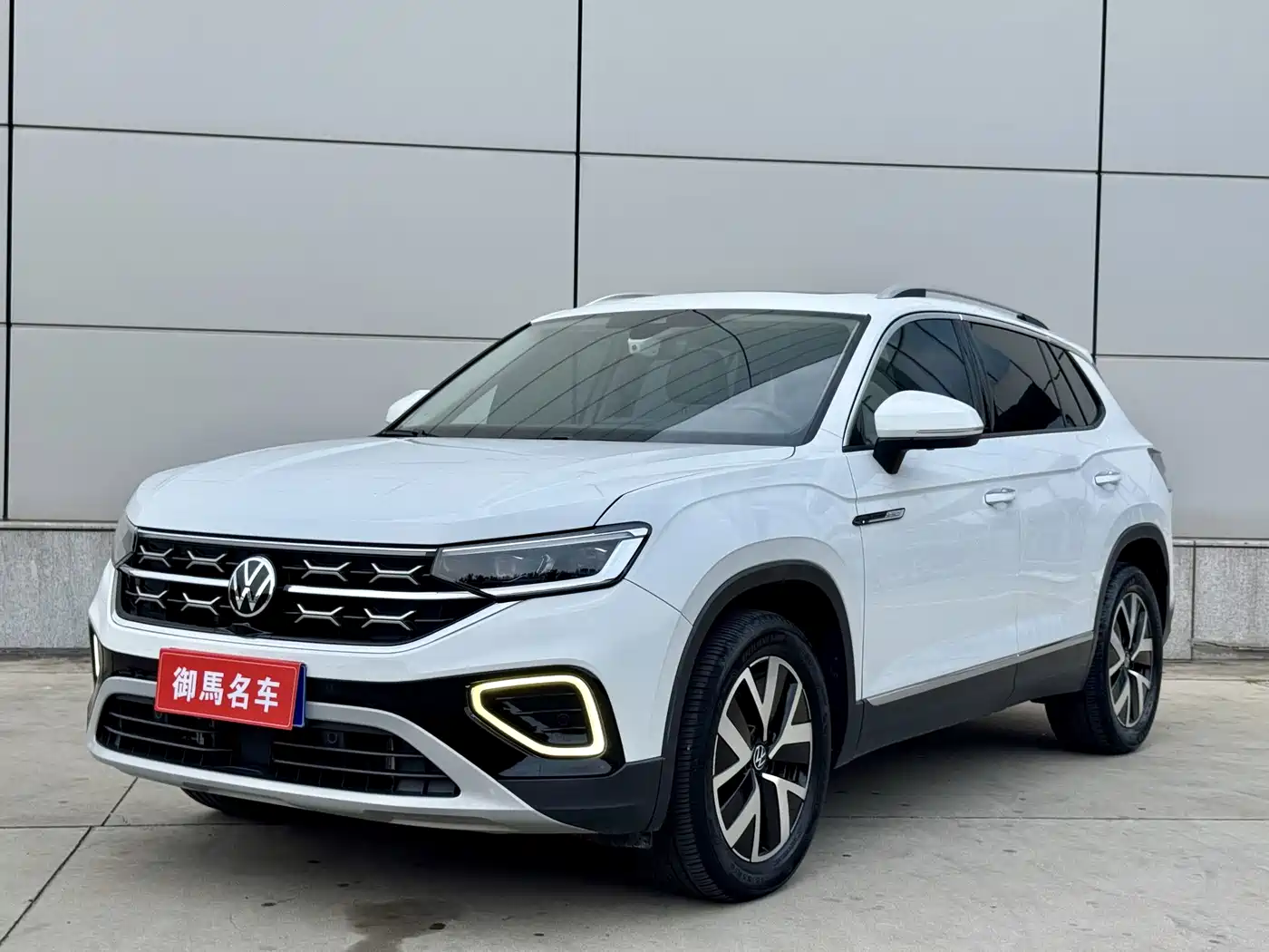  Volkswagen Tayron 2023 330TSI 2WD Luxury Plus Advanced Edition