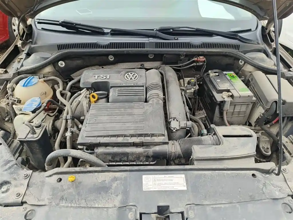 Volkswagen Sagitar 2016 230TSI 25th Anniversary Edition фото 20