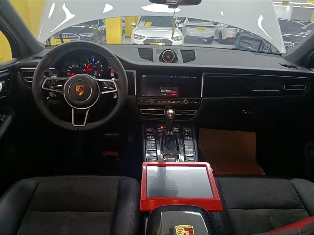 Porsche Macan 2021 Macan 2.0T фото 10