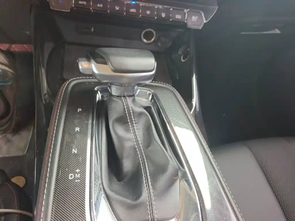 Changan Oshan Changan Oushang X5 2022 2021 Facelift 1.5T DCT Luxury