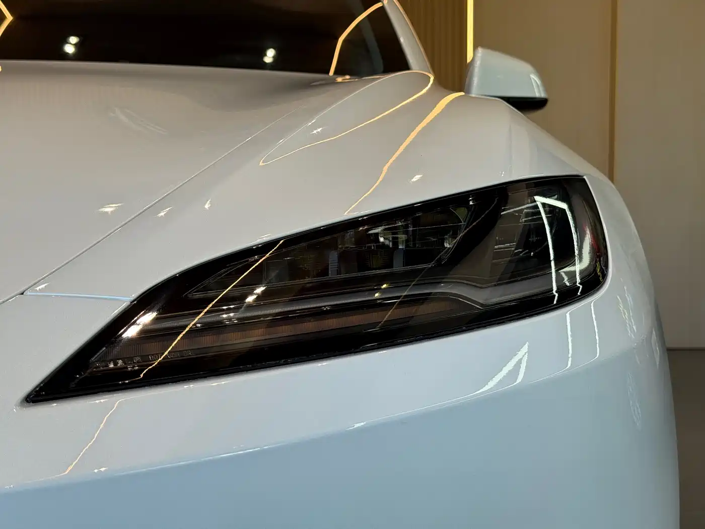 Tesla Model 3 2026 2025 Model Year Facelift Rear-Wheel Drive