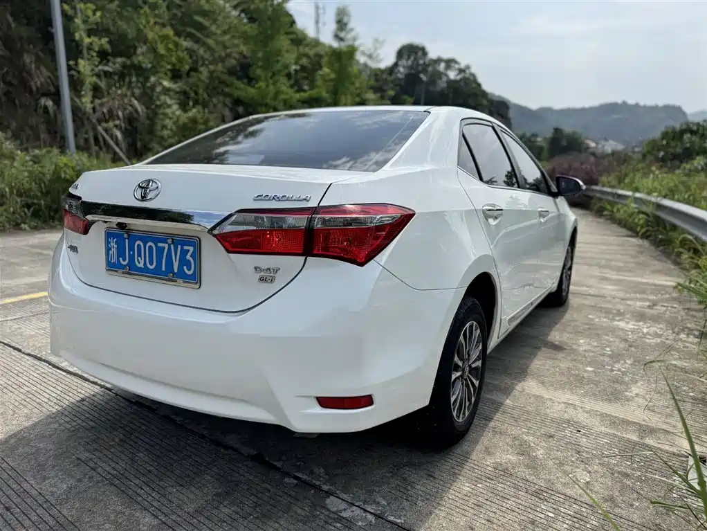 Toyota Corolla 2017 Facelift 1.2T S-CVT GL-i фото 10
