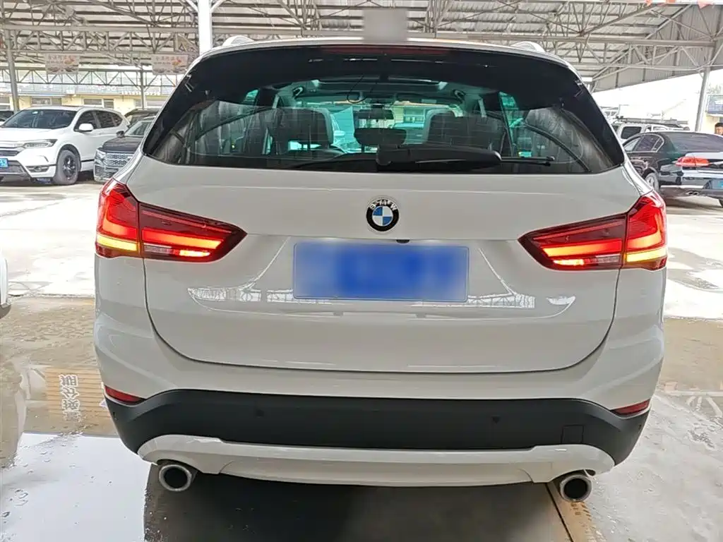 BMW X1 2020 sDrive20Li Fashion Model фото 6