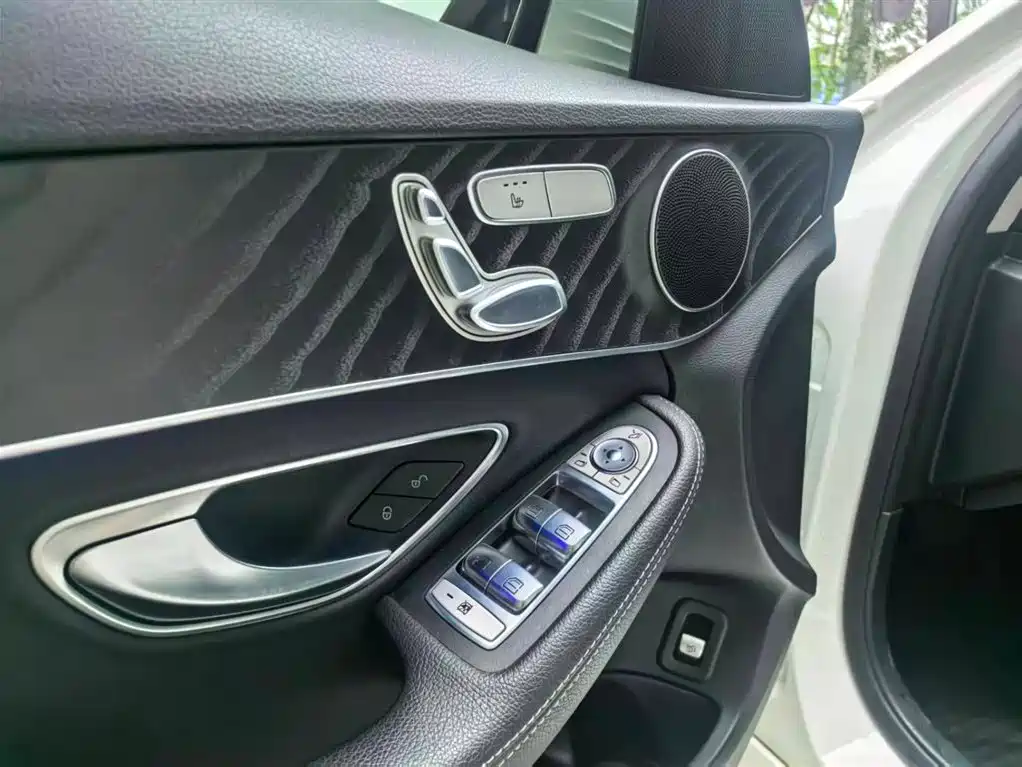 Mercedes-Benz C-Class (Import) 2019 C 260 Estate фото 19