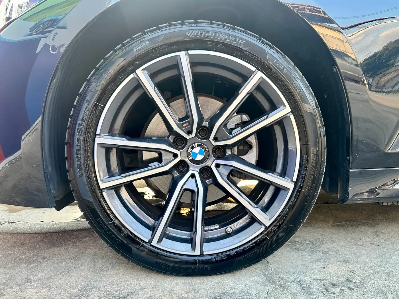 Фото 19 - BMW 3 Series