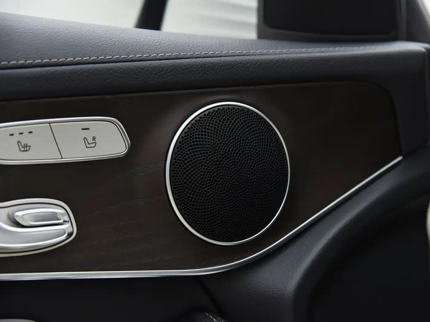 Mercedes-Benz GLC 2021 GLC 260 L 4MATIC Luxury фото 15