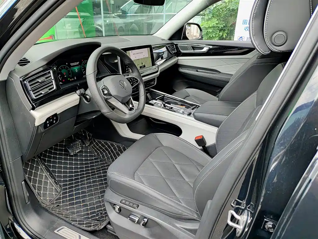 Volkswagen Teramont 2024 380TSI 4WD Prestige Luxury Edition фото 7