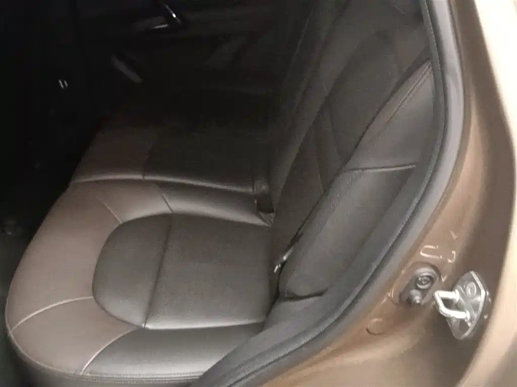 GAC Trumpchi Trumpchi GS4 2015 200T G-DCT Luxury Edition фото 17