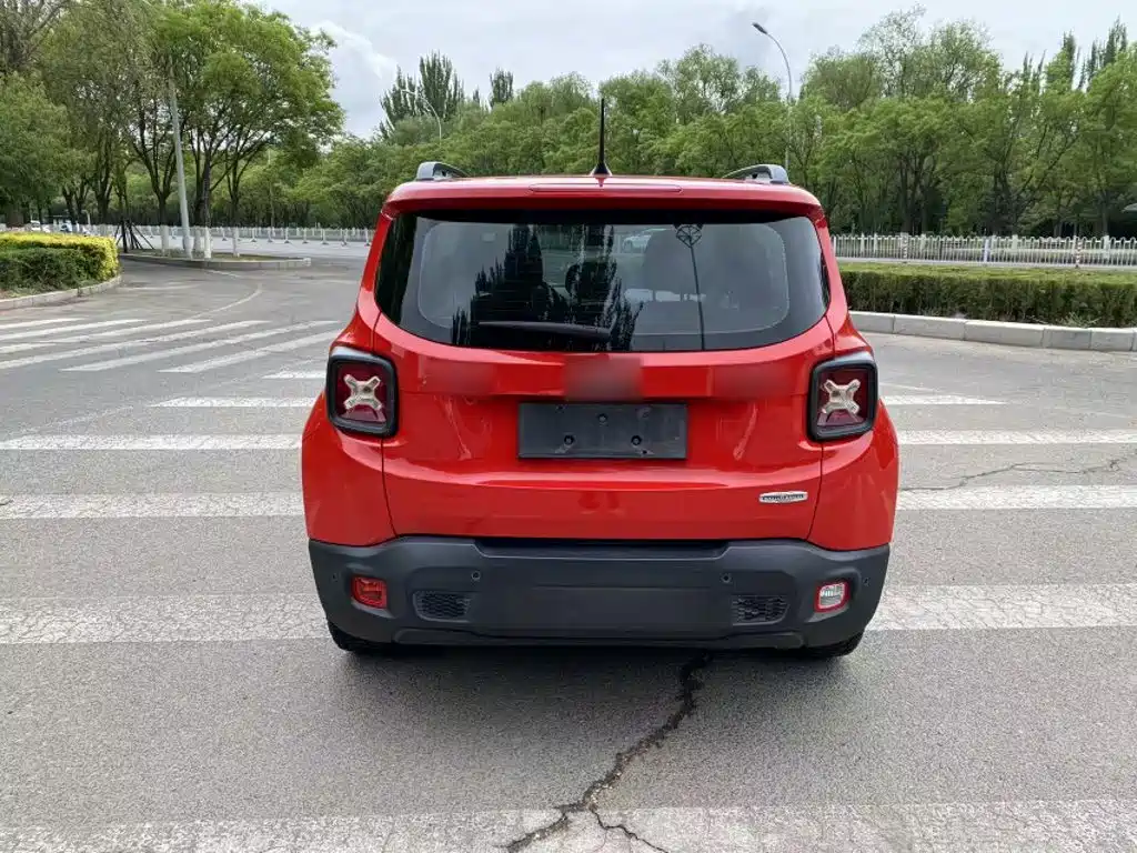 Jeep Renegade 2019 2018 Connected Large Screen Edition 180T Automatic High Energy