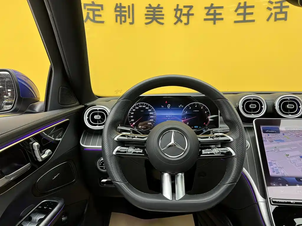 Фото 33 - Mercedes-Benz C-Class