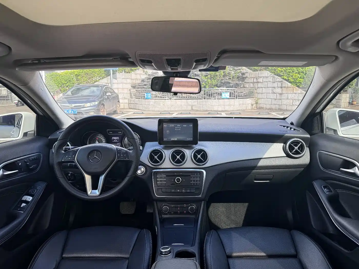 Mercedes-Benz GLA 2016 GLA 200 Dynamic фото 6